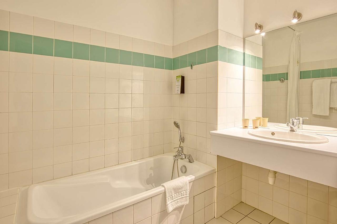 Les Hameaux De Lozere Sure Hotel Collection By Best Western Fournels Экстерьер фото