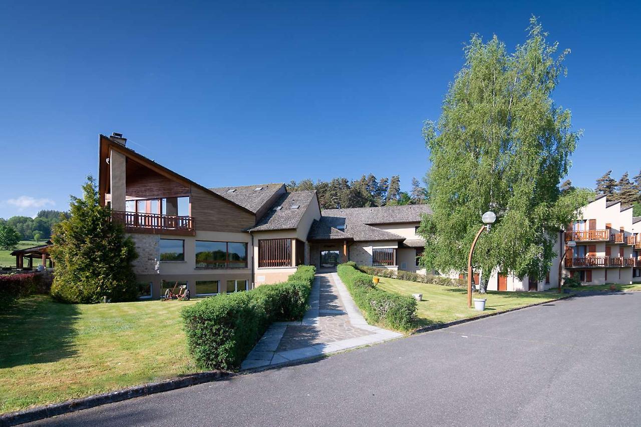 Les Hameaux De Lozere Sure Hotel Collection By Best Western Fournels Экстерьер фото